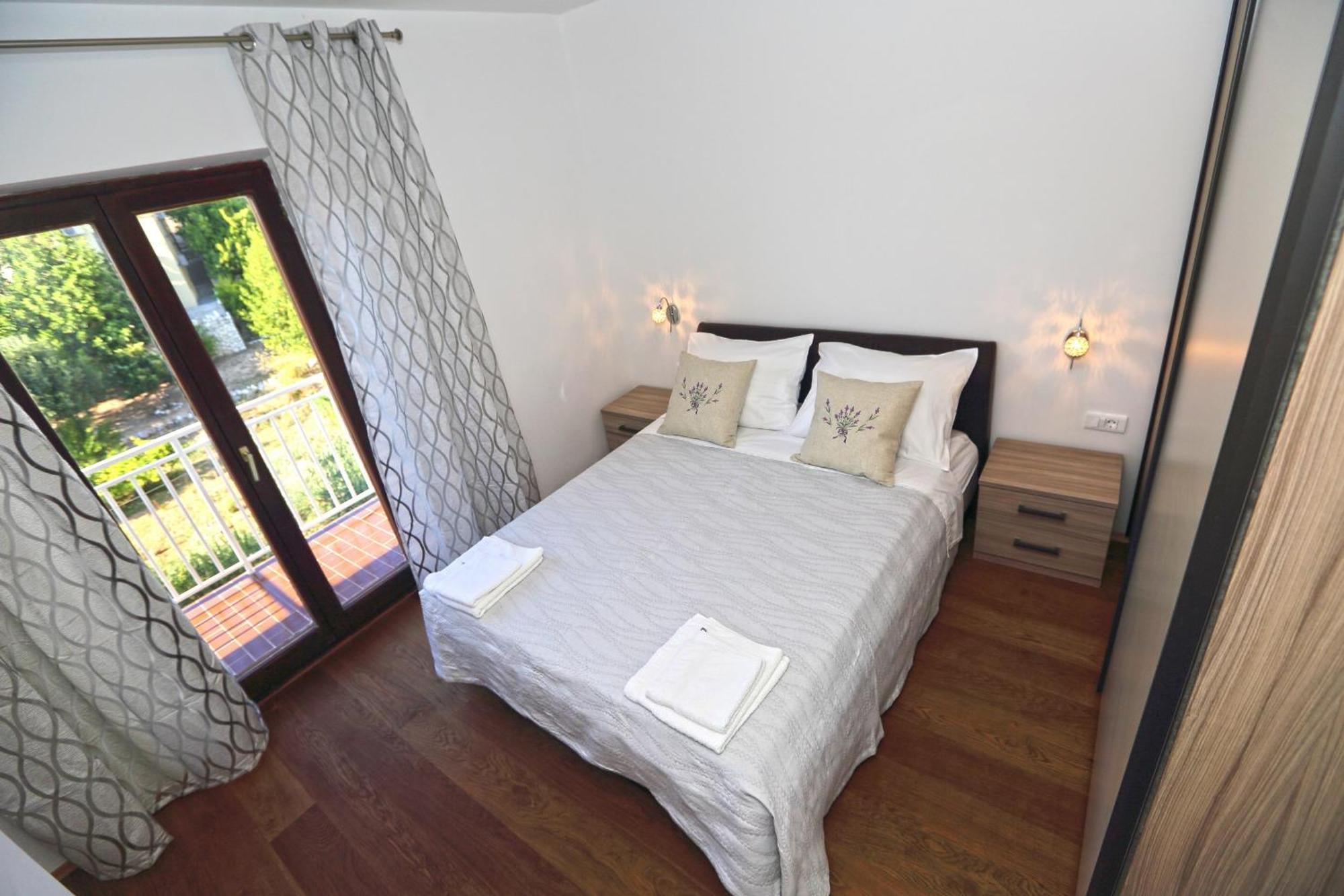 Apartments Grgo Hvar Town Bagian luar foto