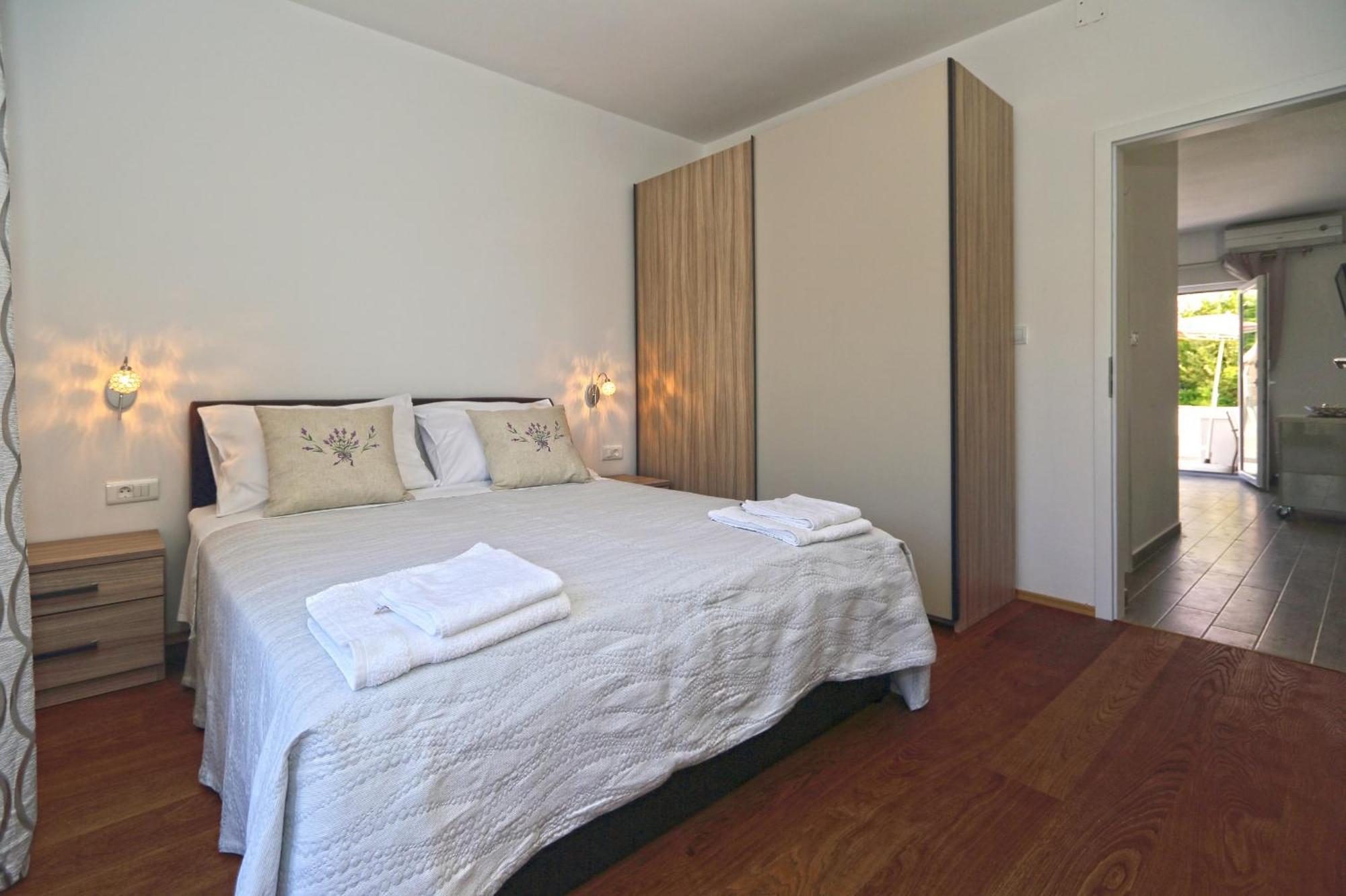 Apartments Grgo Hvar Town Bagian luar foto