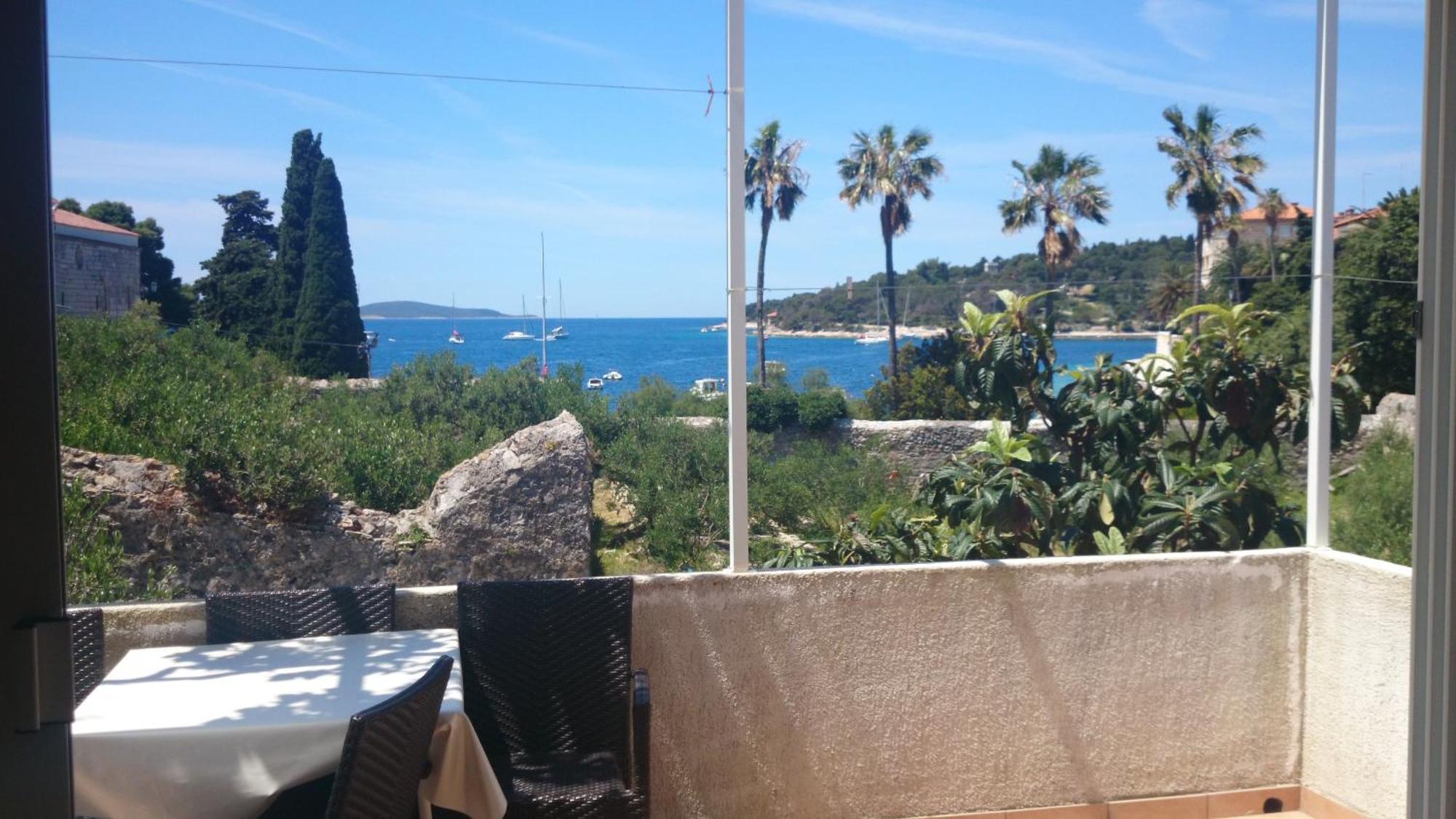 Apartments Grgo Hvar Town Ruang foto