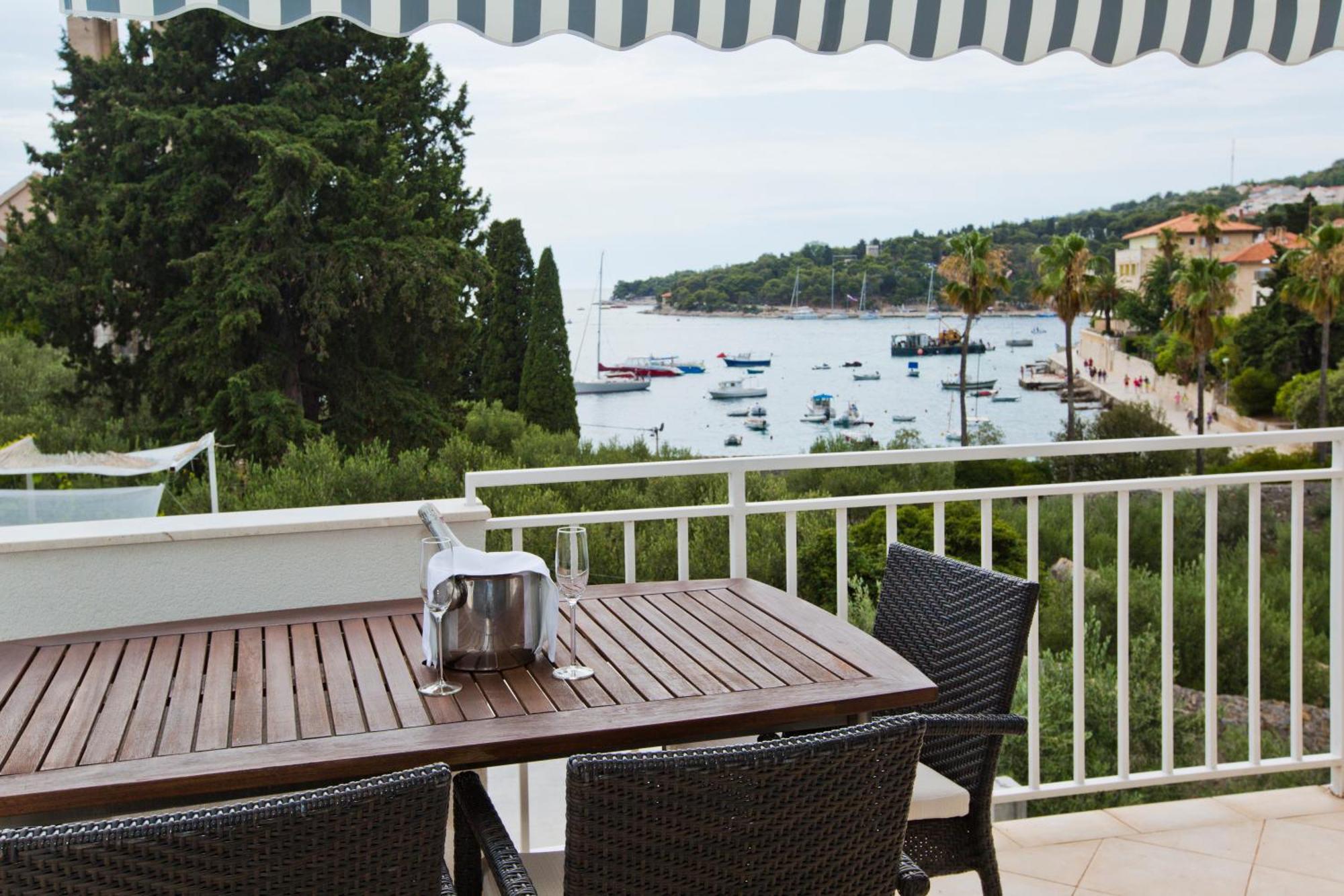 Apartments Grgo Hvar Town Bagian luar foto