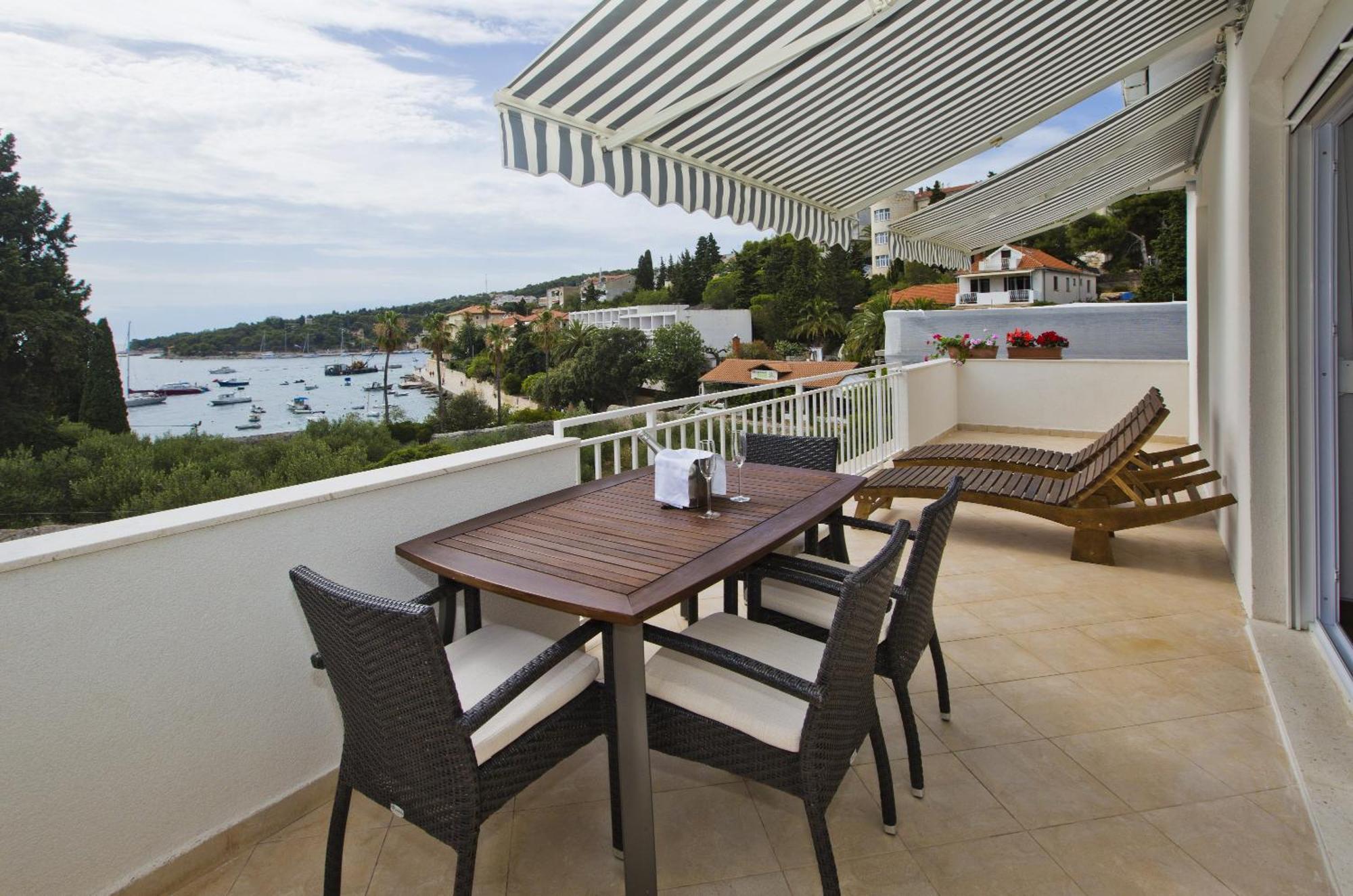 Apartments Grgo Hvar Town Bagian luar foto
